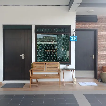 Austin Homestay Ipoh Exterior photo